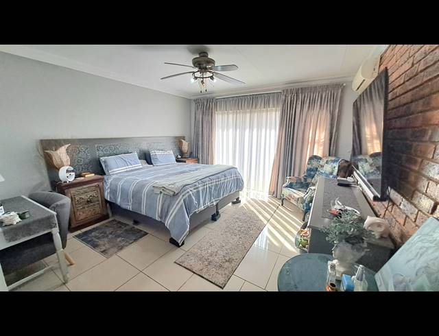 3 BEDROOM HOUSE FOR SALE IN FALCON RIDGE